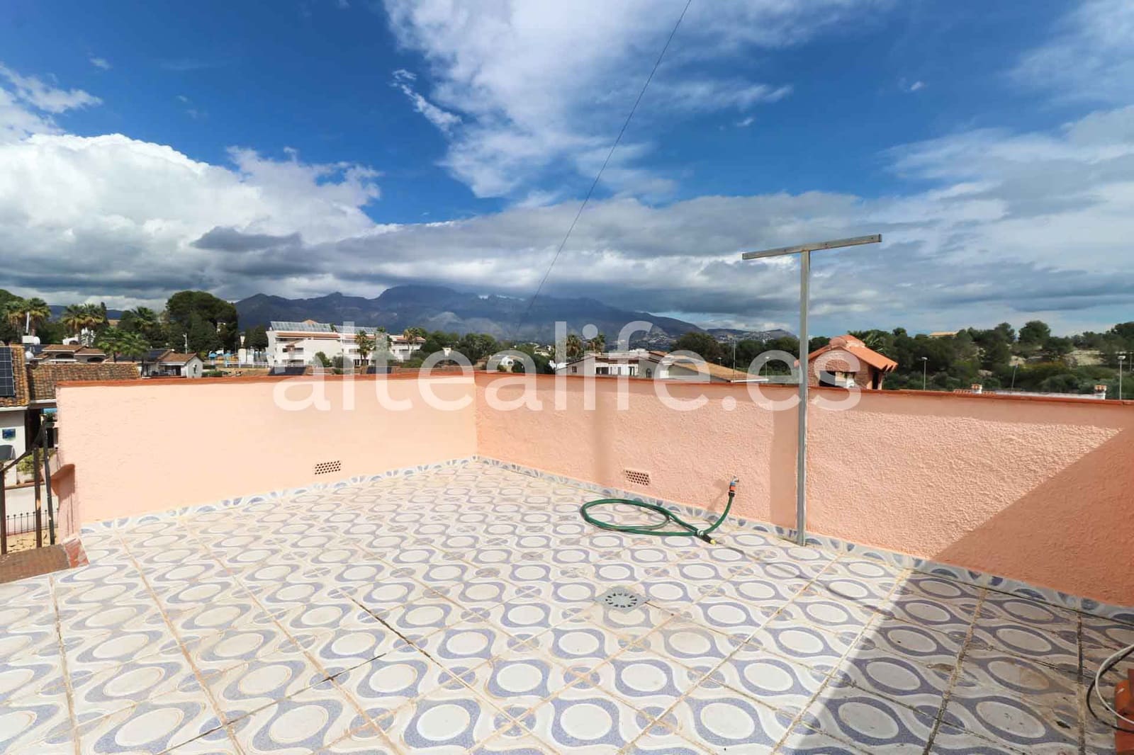 4 chambre Villa/Maison à vendre à Alfaz del Pi / L'Alfas del Pi avec garage - 440 000 € (Ref: 8903692)