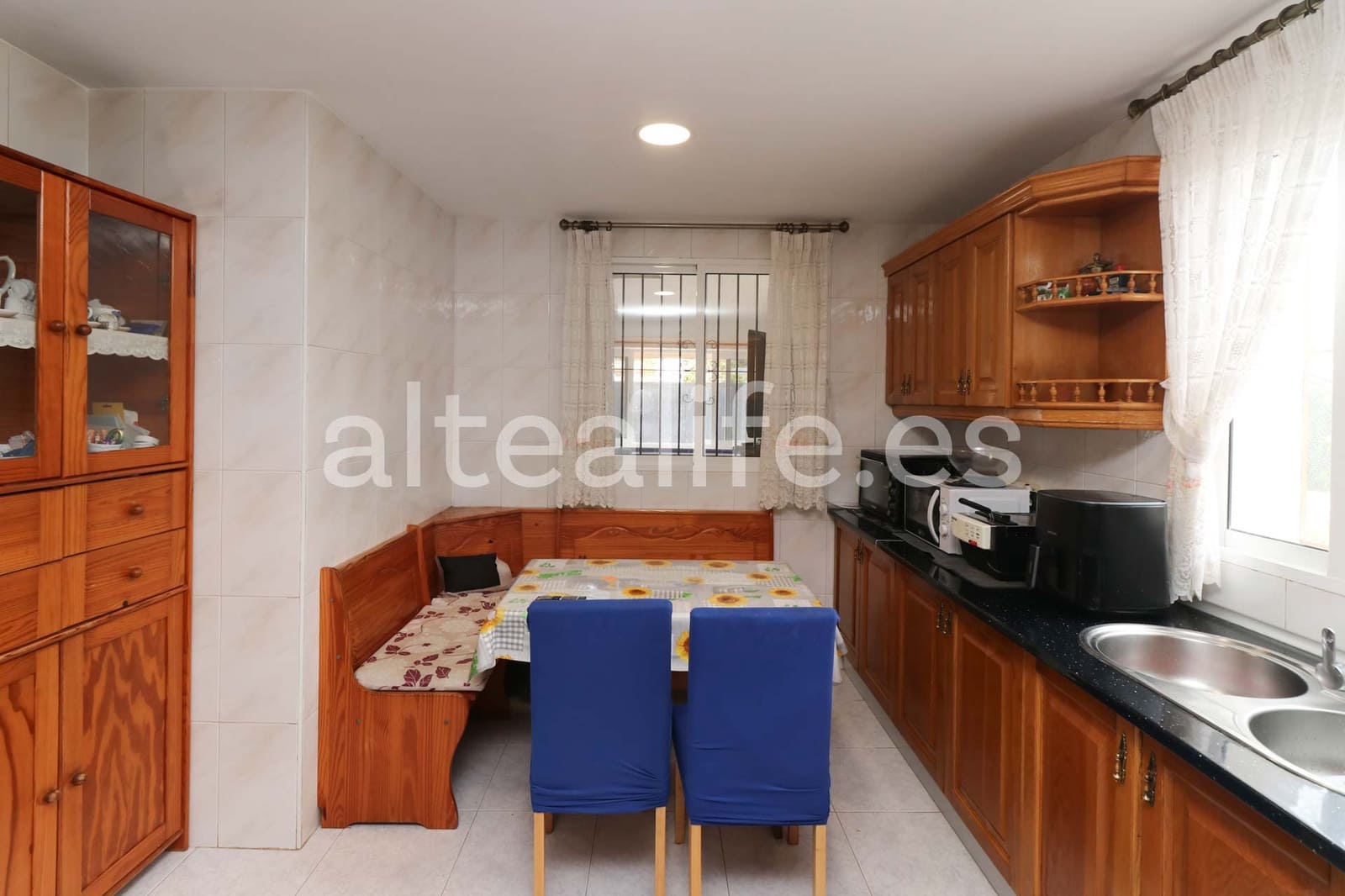 4 chambre Villa/Maison à vendre à Alfaz del Pi / L'Alfas del Pi avec garage - 440 000 € (Ref: 8903692)