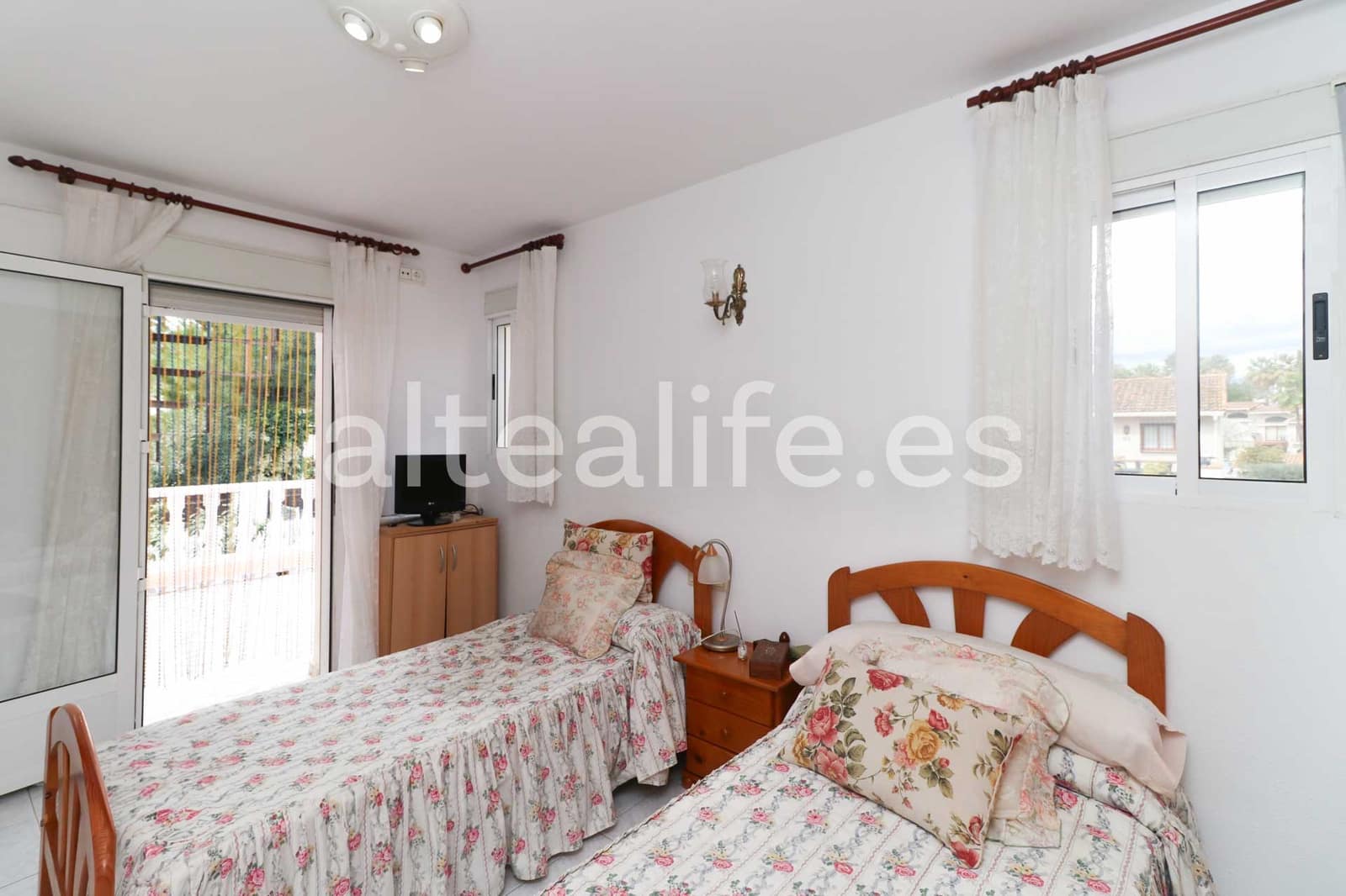 4 chambre Villa/Maison à vendre à Alfaz del Pi / L'Alfas del Pi avec garage - 440 000 € (Ref: 8903692)