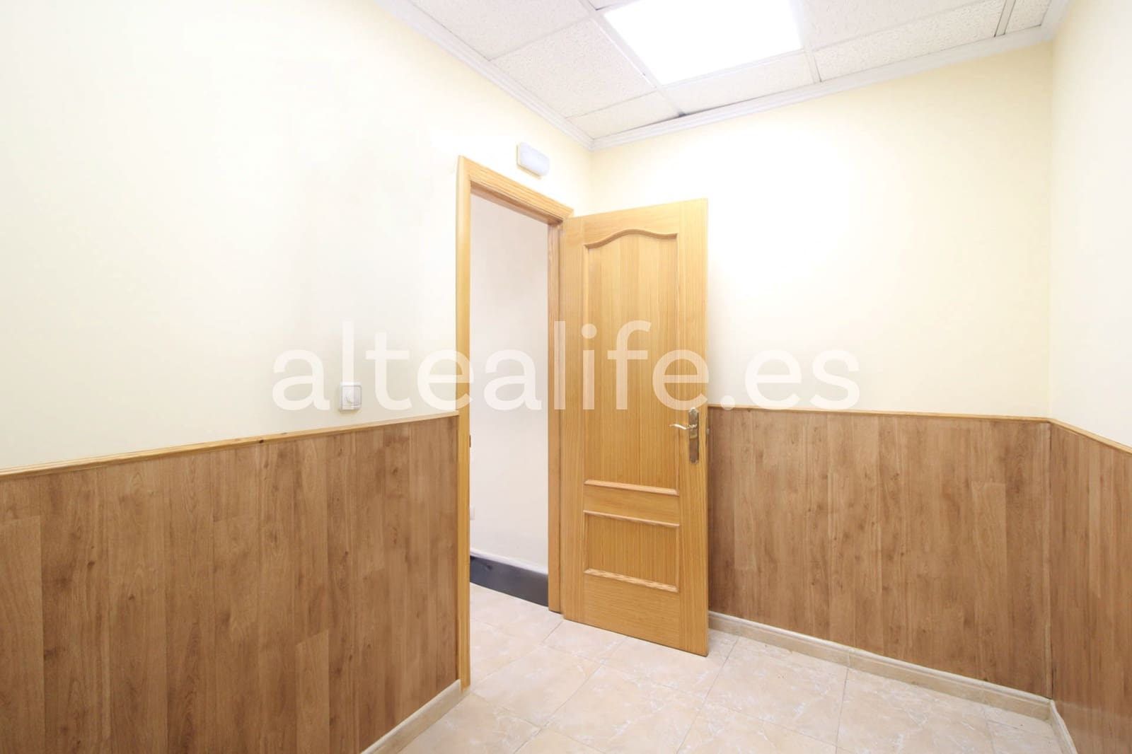 3 bedroom Commercial for sale in Altea - € 173,250 (Ref: 8914435)