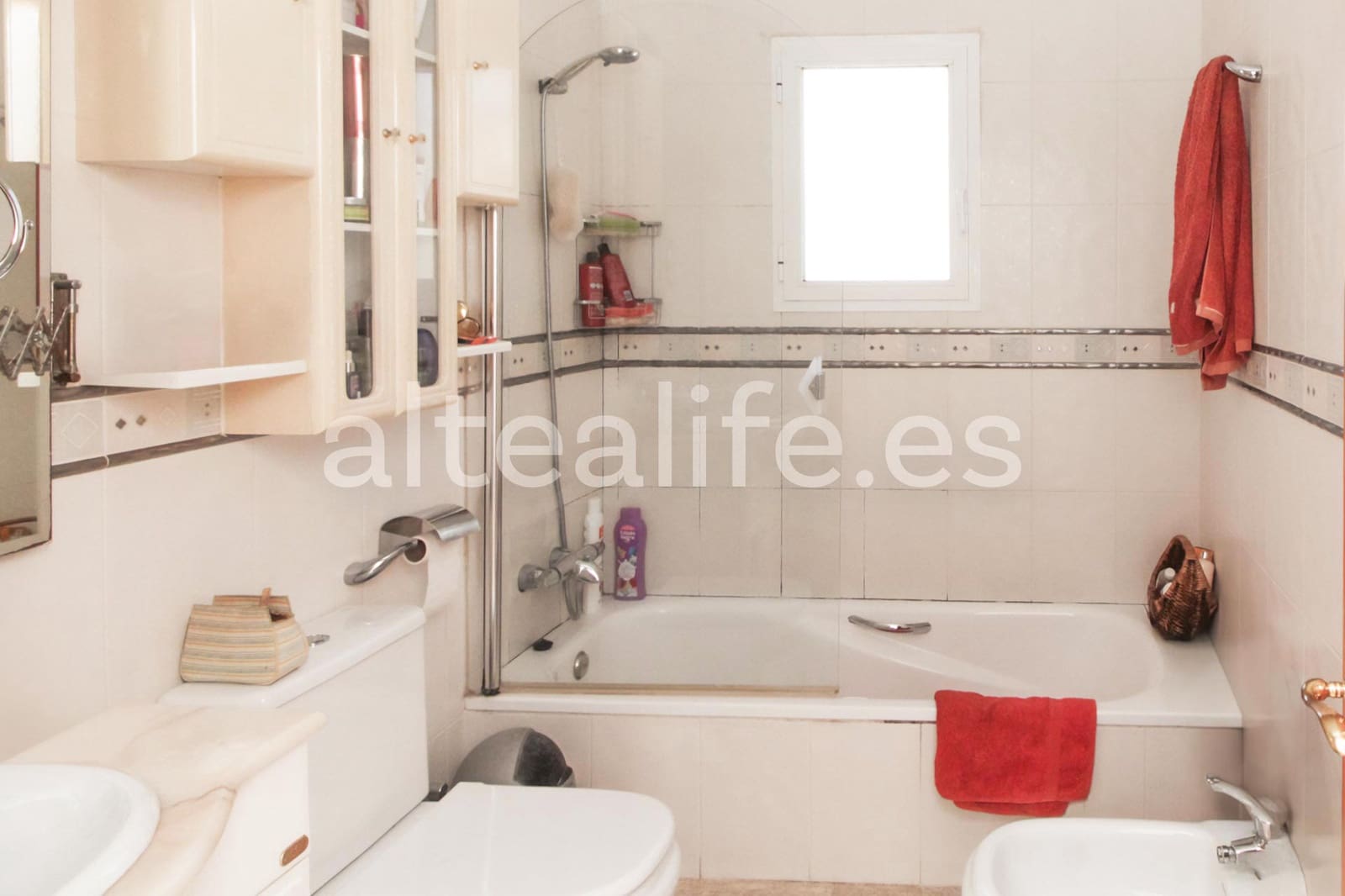4 camera da letto Casa in vendita in La Nucia con piscina garage - 430.000 € (Rif: 8933316)