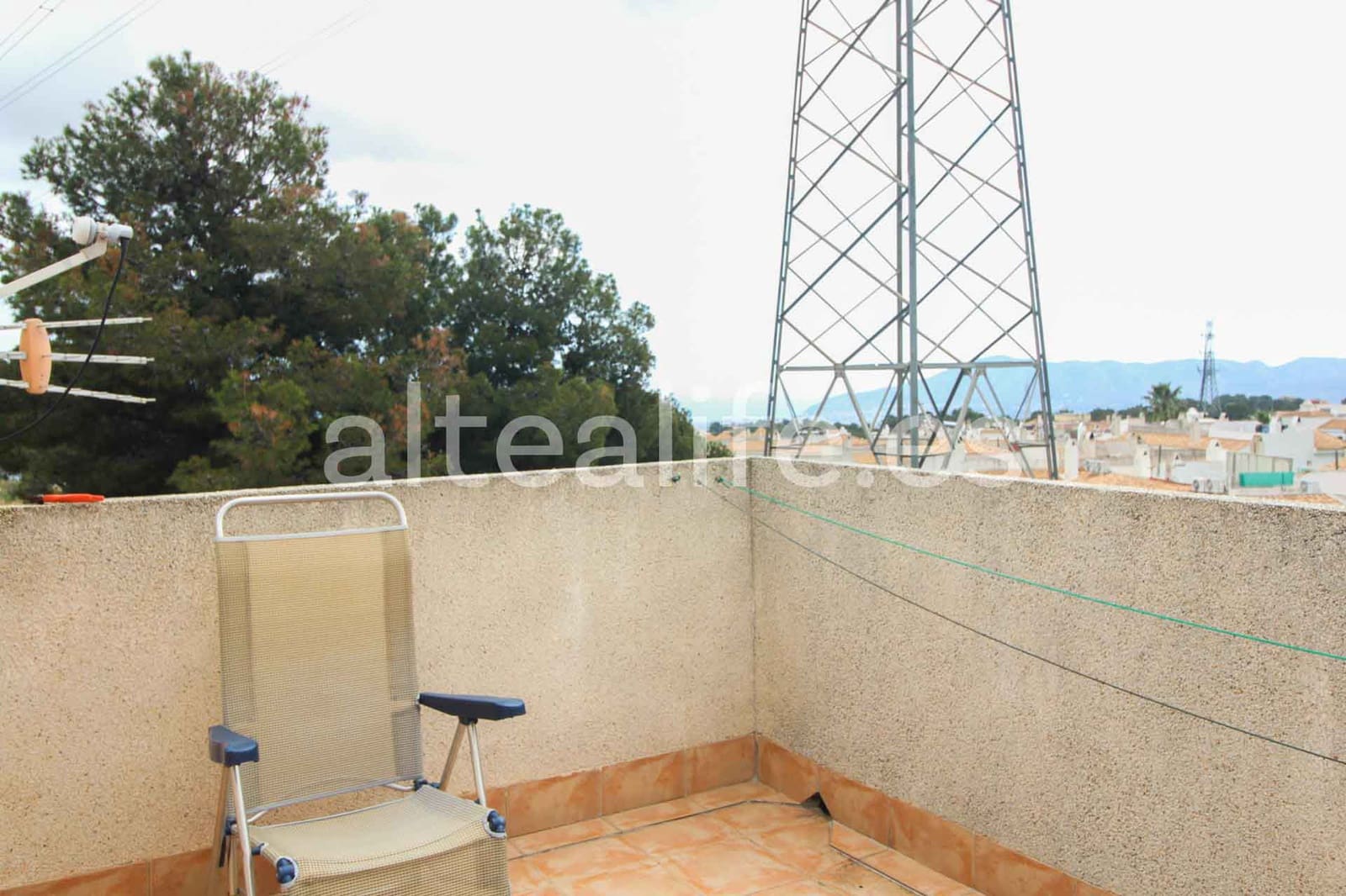 2 bedroom Villa for sale in Polop with pool garage - € 320,000 (Ref: 8937693)