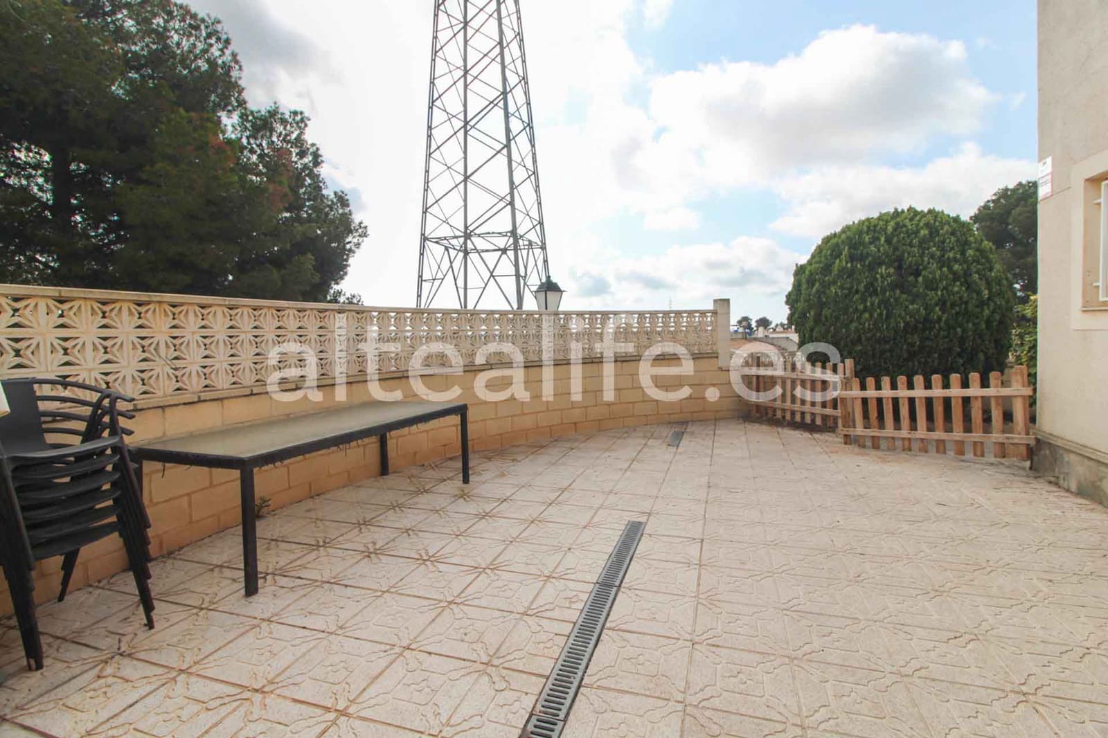 2 bedroom Villa for sale in Polop with pool garage - € 320,000 (Ref: 8937693)