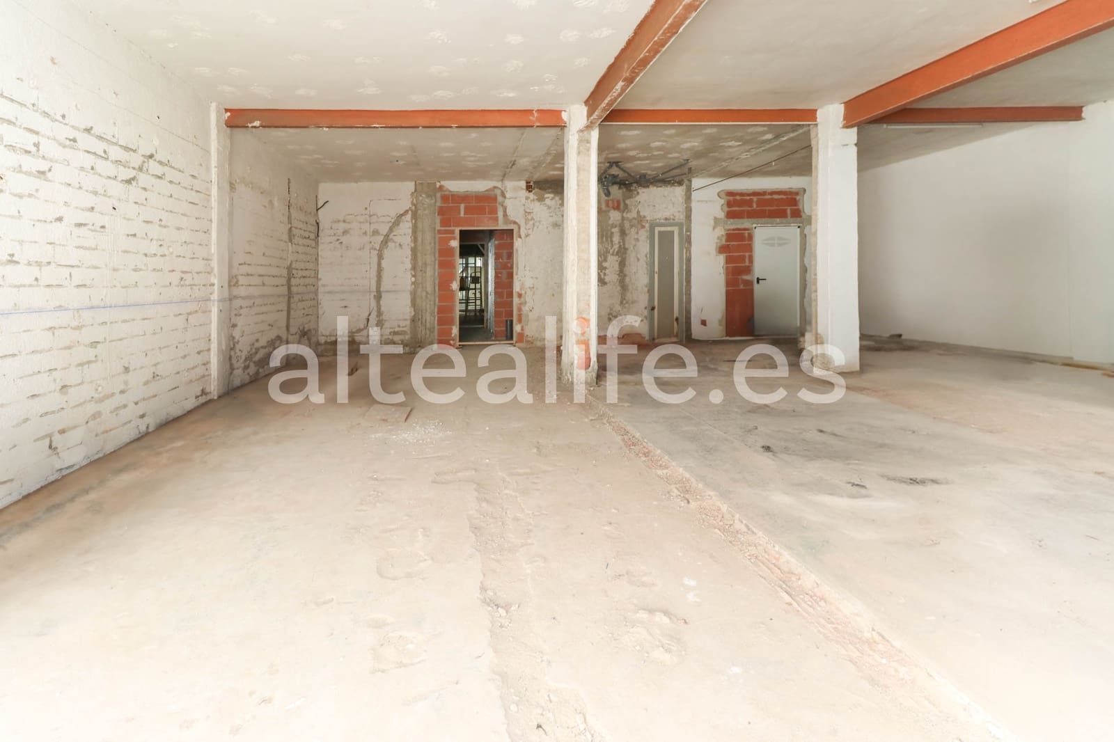 Local Comercial de 2 habitaciones en Altea en venta - 318.000 € (Ref: 9012783)
