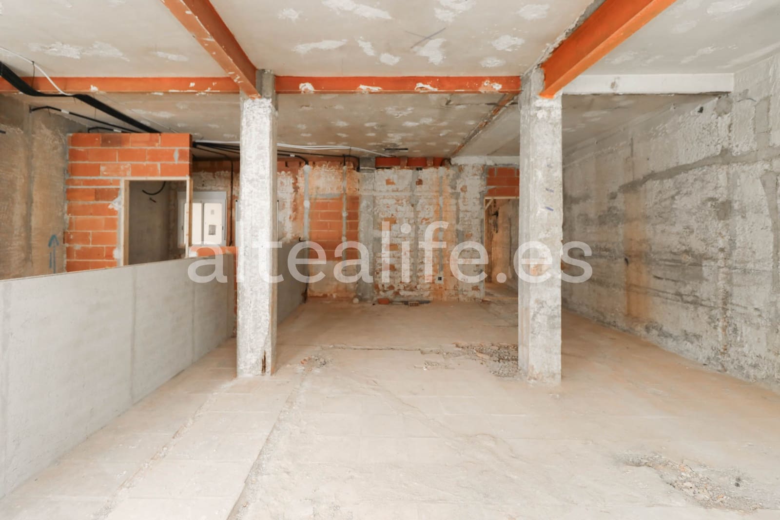 Local Comercial de 2 habitaciones en Altea en venta - 318.000 € (Ref: 9012783)