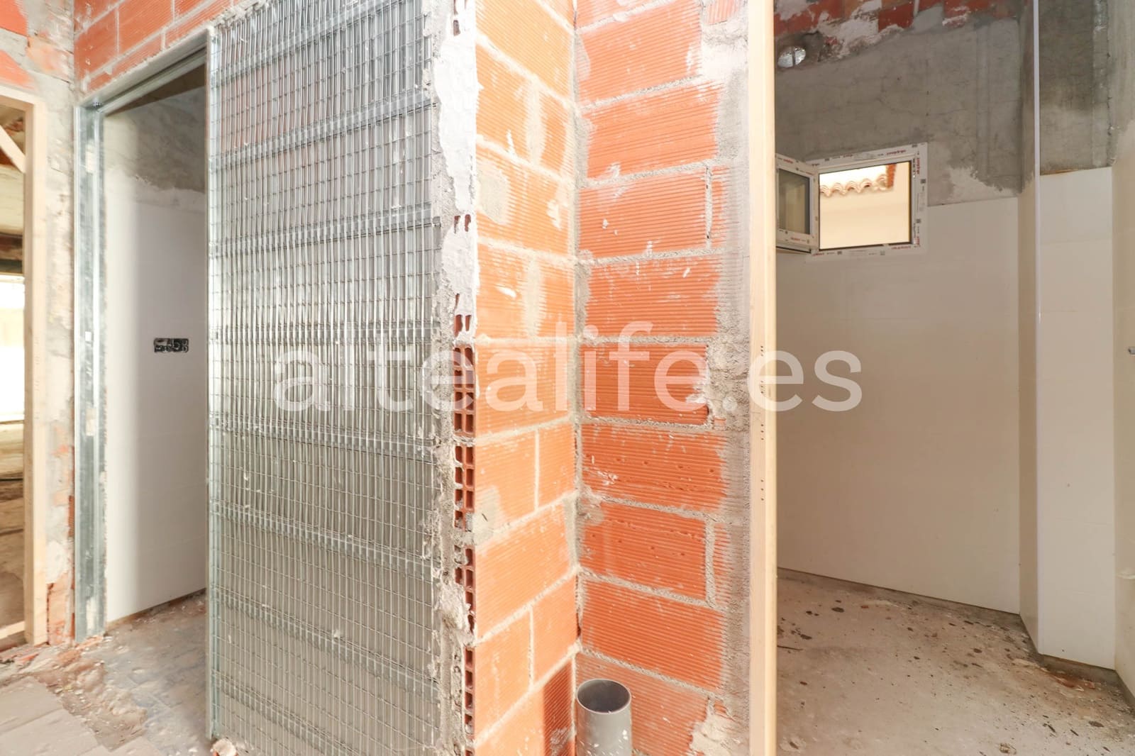 Local Comercial de 2 habitaciones en Altea en venta - 318.000 € (Ref: 9012783)