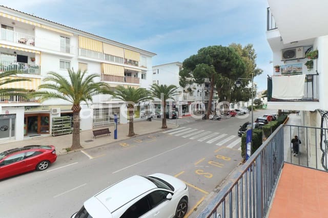 4 bedroom Apartment for rent in Altea - € 1,100 (Ref: 9087125)