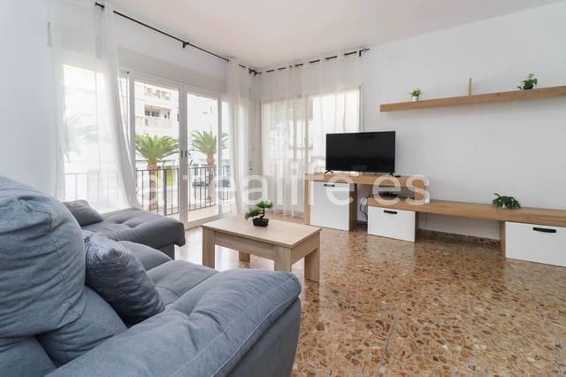 4 bedroom Apartment for rent in Altea - € 1,100 (Ref: 9087125)
