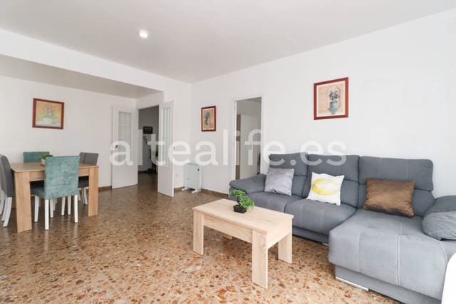 4 bedroom Apartment for rent in Altea - € 1,100 (Ref: 9087125)