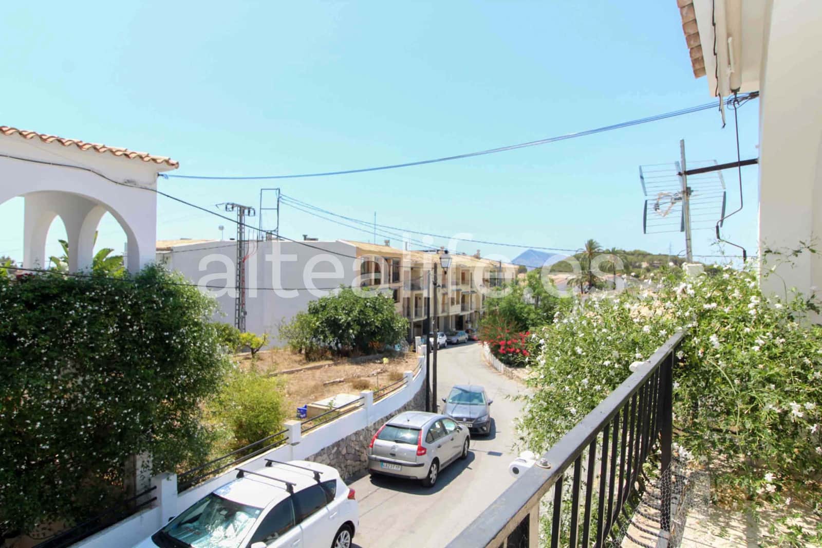 Chalet de 6 habitaciones en Altea en venta con garaje - 495.000 € (Ref: 9105206)