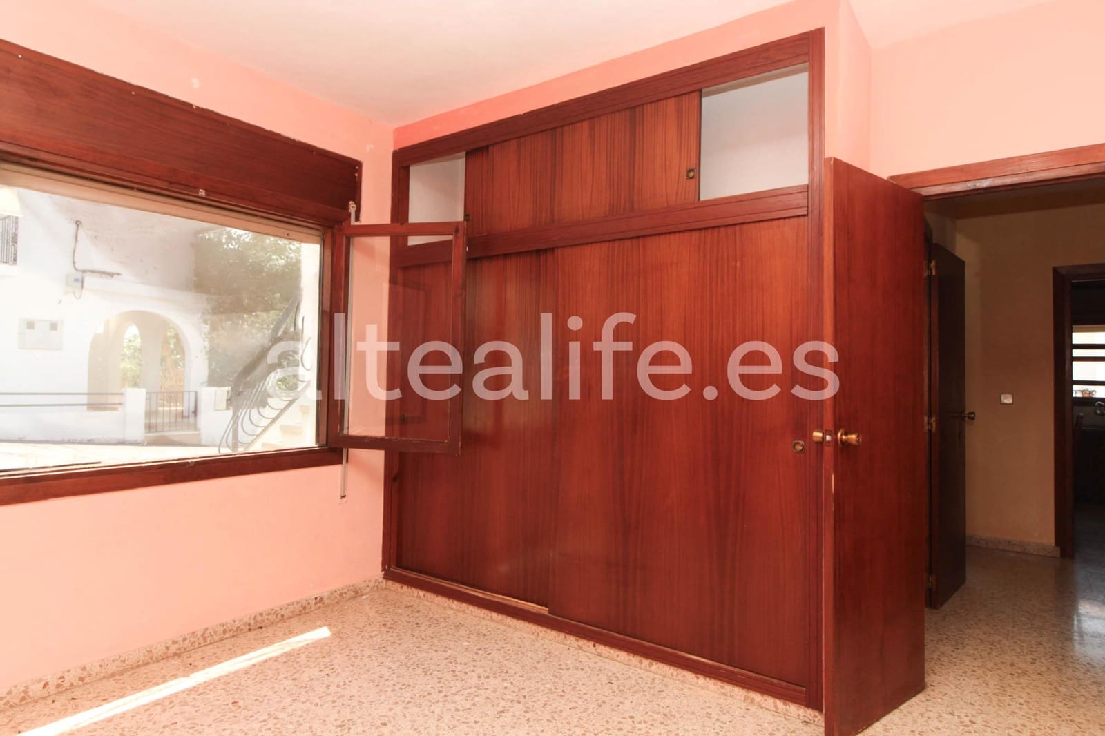 Chalet de 6 habitaciones en Altea en venta con garaje - 495.000 € (Ref: 9105206)