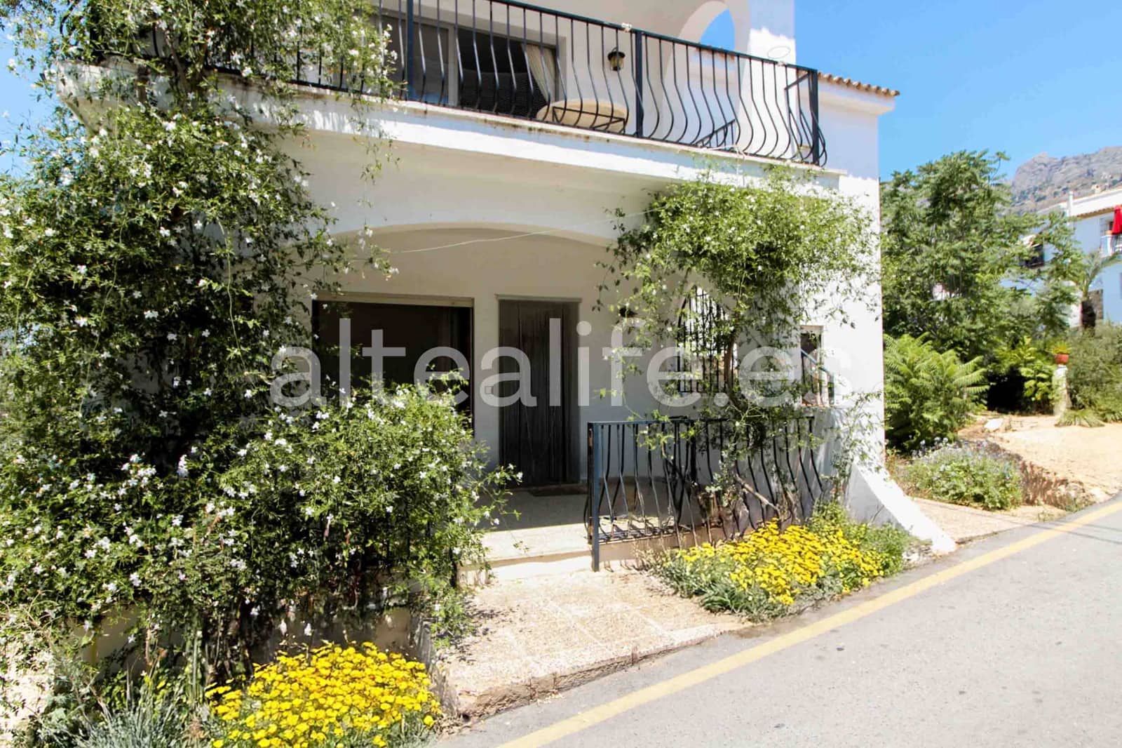 Chalet de 6 habitaciones en Altea en venta con garaje - 495.000 € (Ref: 9105206)
