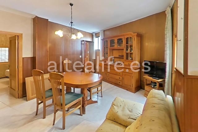 Casa de 4 habitaciones en Altea en venta - 240.000 € (Ref: 9112706)