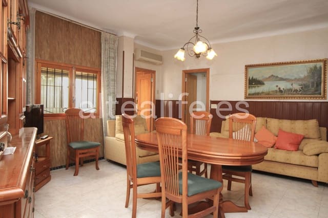 Casa de 4 habitaciones en Altea en venta - 240.000 € (Ref: 9112706)