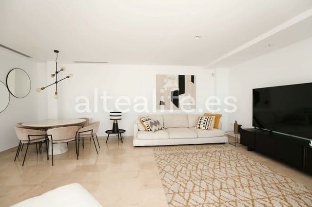 3 makuuhuone Omakotitalo myytävänä paikassa Alhama Springs, Altea mukana uima-altaan 
autotalli - 750 000 € (Ref: 9131334)