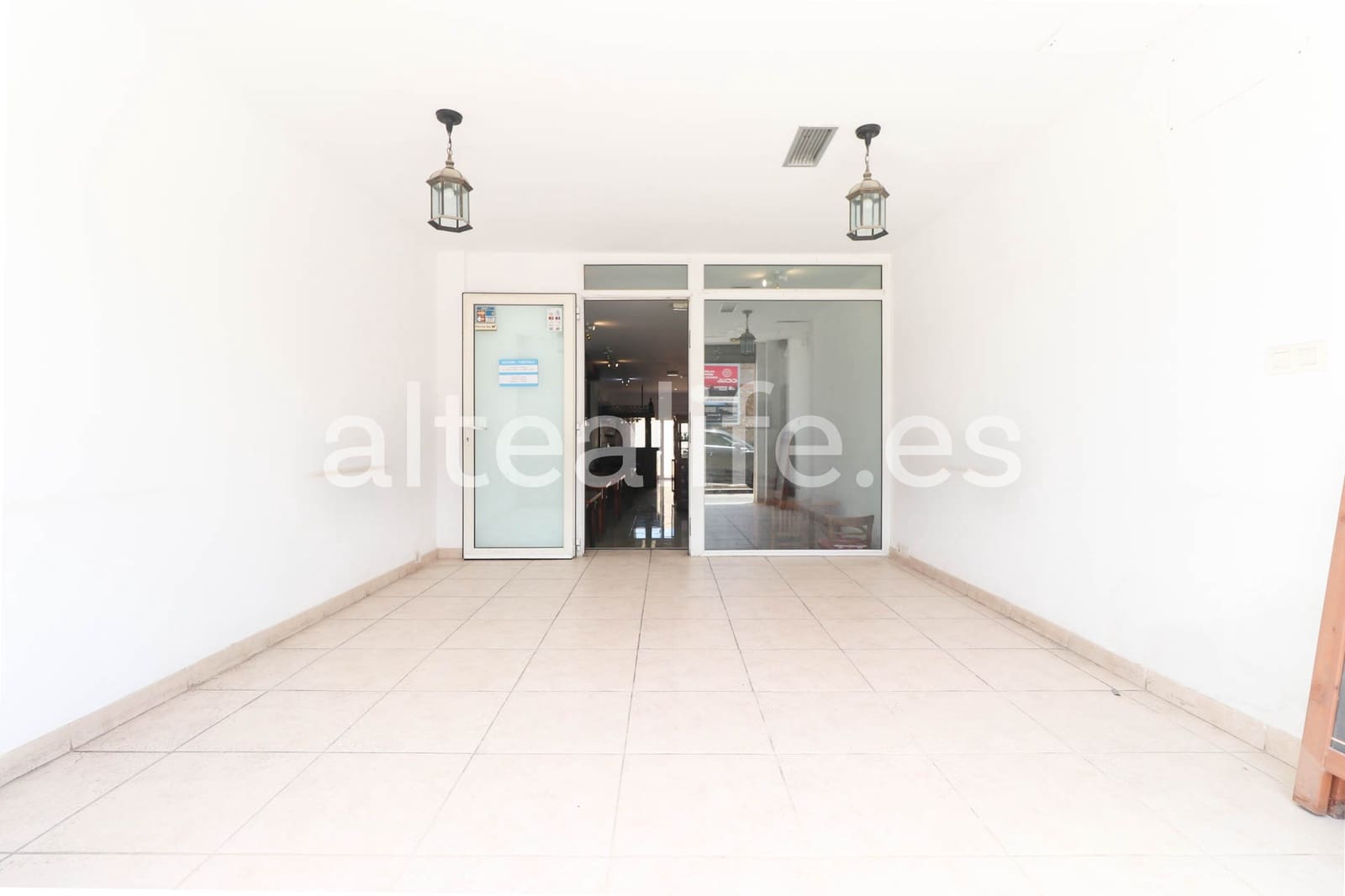 1 soveværelse Erhverv til leje i Jalon / Xalo med garage - € 600 (Ref: 9215779)