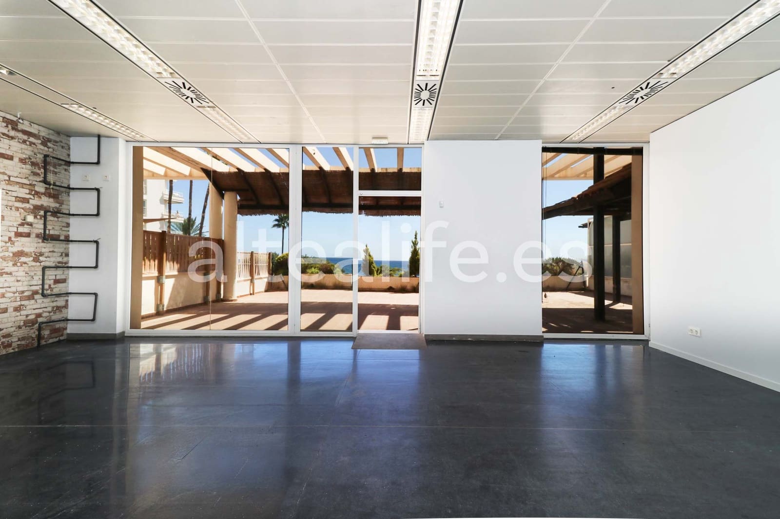 5 camera da letto Commerciale in vendita in Altea - 390.000 € (Rif: 9246061)