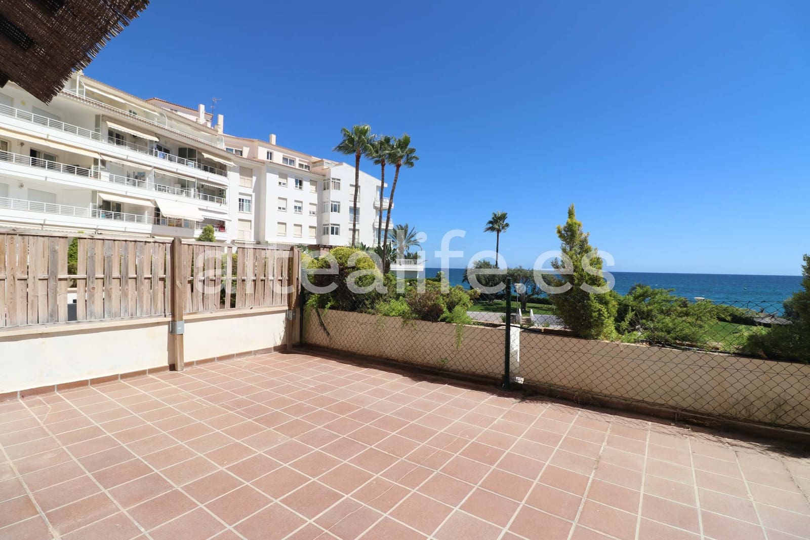 5 camera da letto Commerciale in vendita in Altea - 390.000 € (Rif: 9246061)