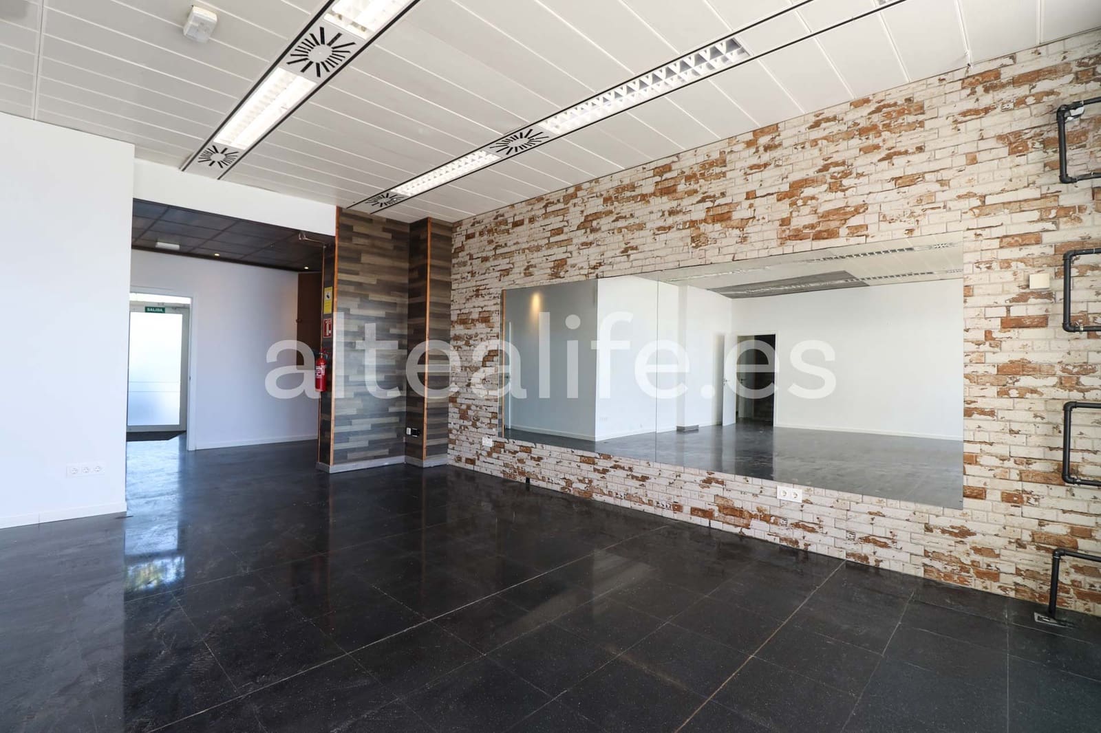 5 camera da letto Commerciale in vendita in Altea - 390.000 € (Rif: 9246061)