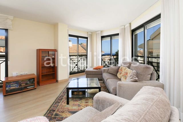 Ático de 4 habitaciones en Altea en venta con piscina garaje - 380.000 € (Ref: 9296378)