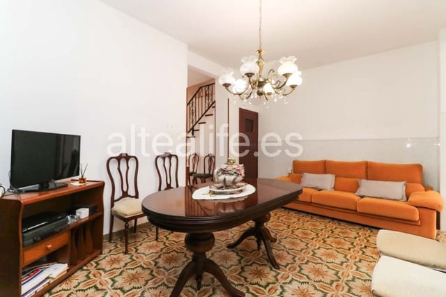 4 bedroom Townhouse for sale in Altea - € 415,000 (Ref: 9328321)