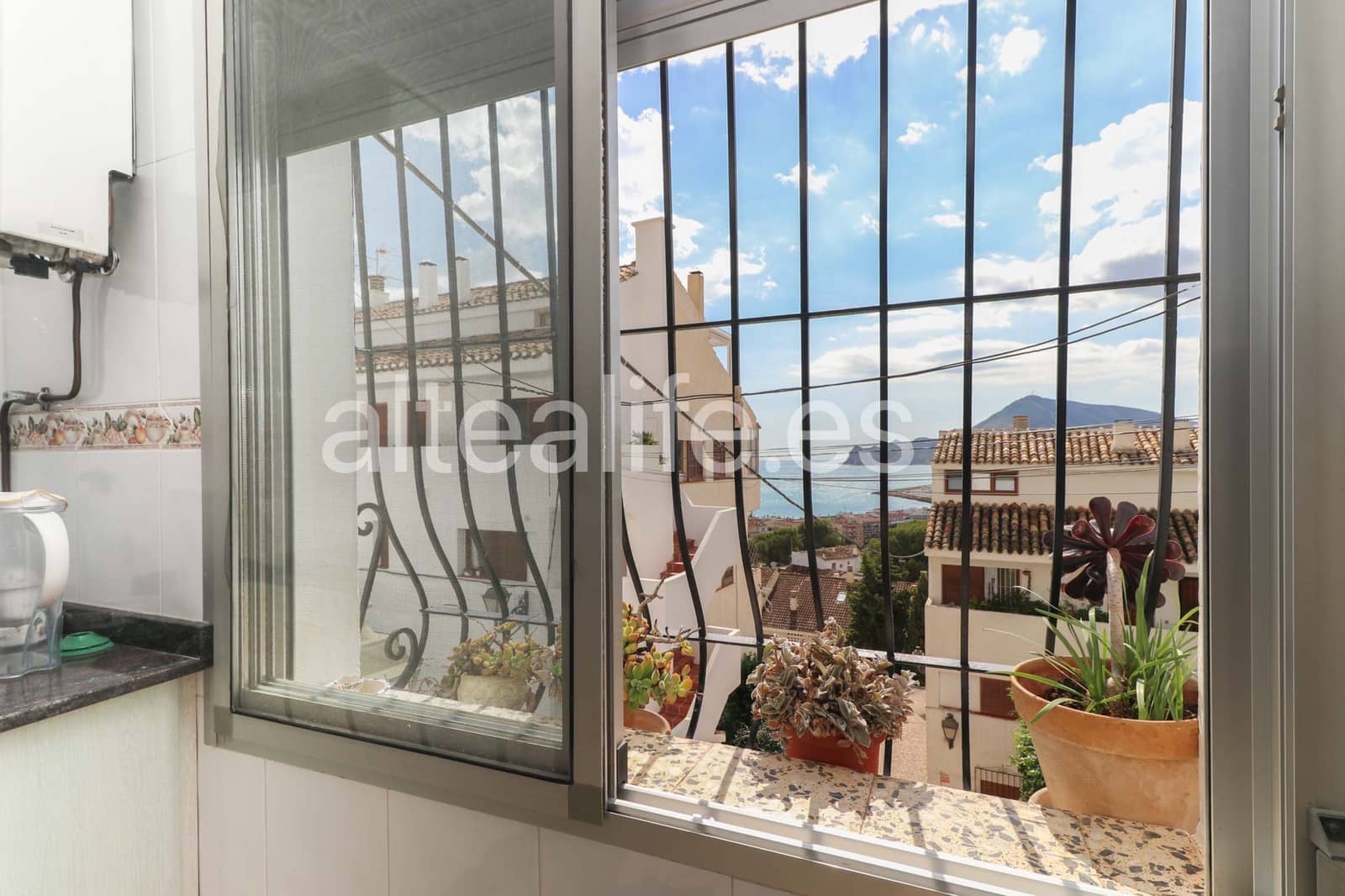 4 bedroom Townhouse for sale in Altea - € 415,000 (Ref: 9328321)