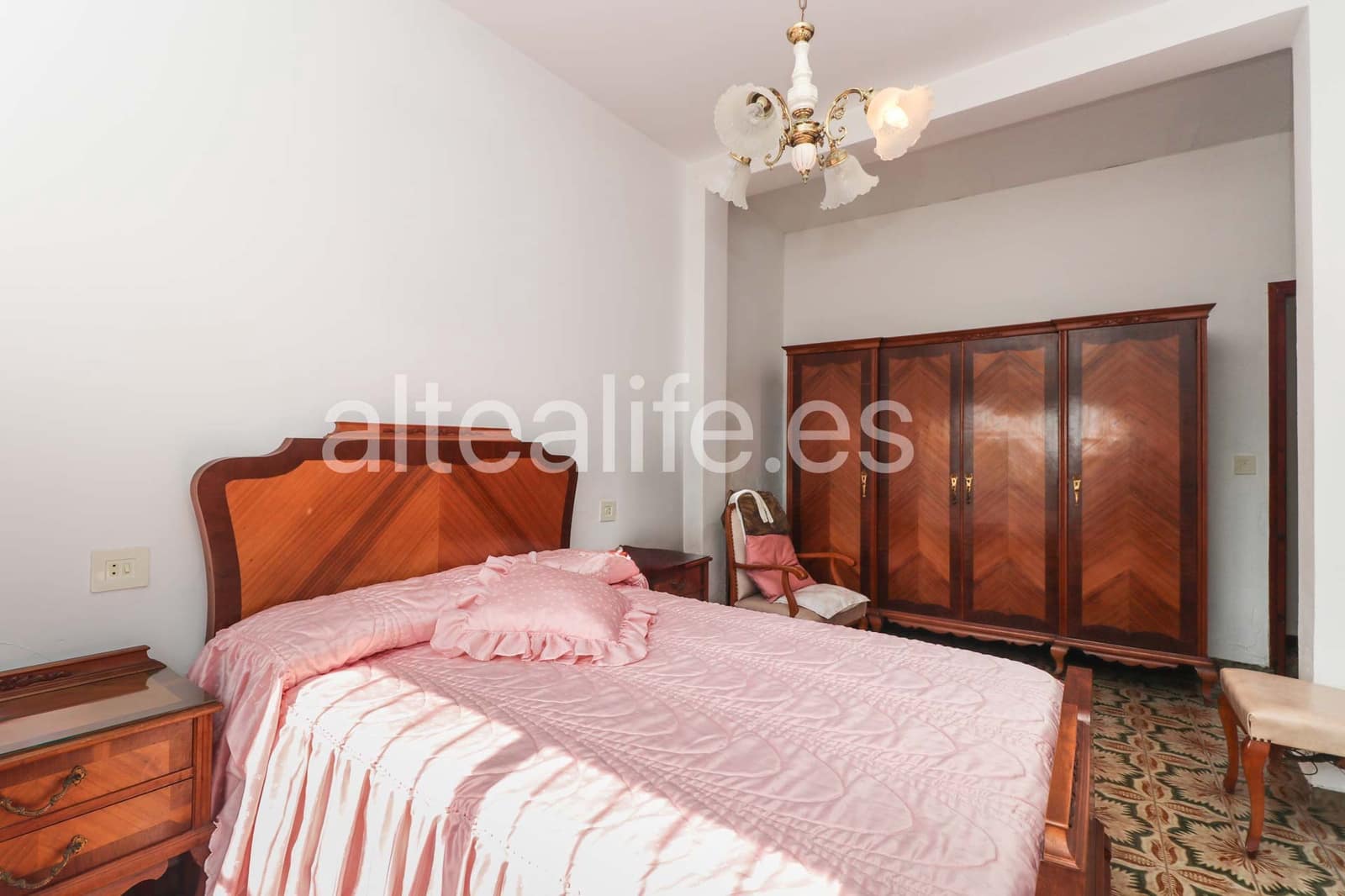 4 bedroom Townhouse for sale in Altea - € 415,000 (Ref: 9328321)