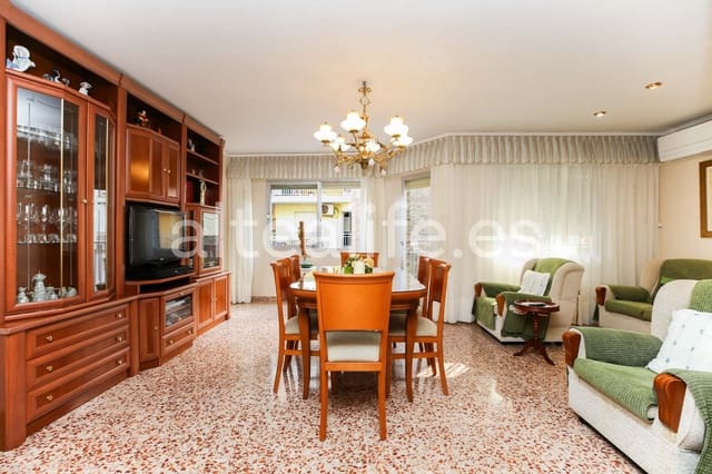 3 Zimmer Apartment zu verkaufen in Gandia mit Garage - 170.000 € (Ref: 9362986)