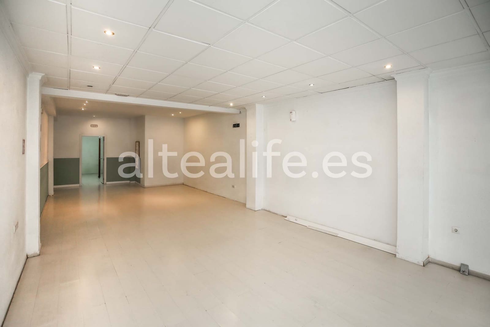 Komercyjne do wynajęcia w Altea - 1 600 € (Ref: 9372211)