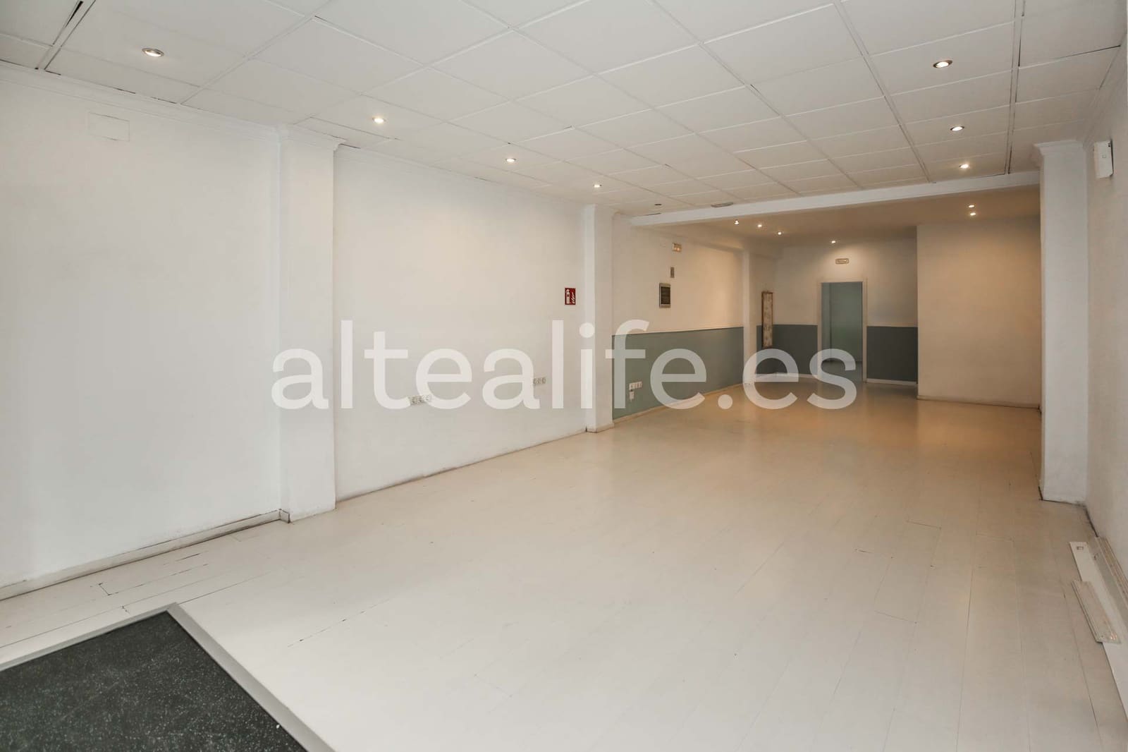 Komercyjne do wynajęcia w Altea - 1 600 € (Ref: 9372211)