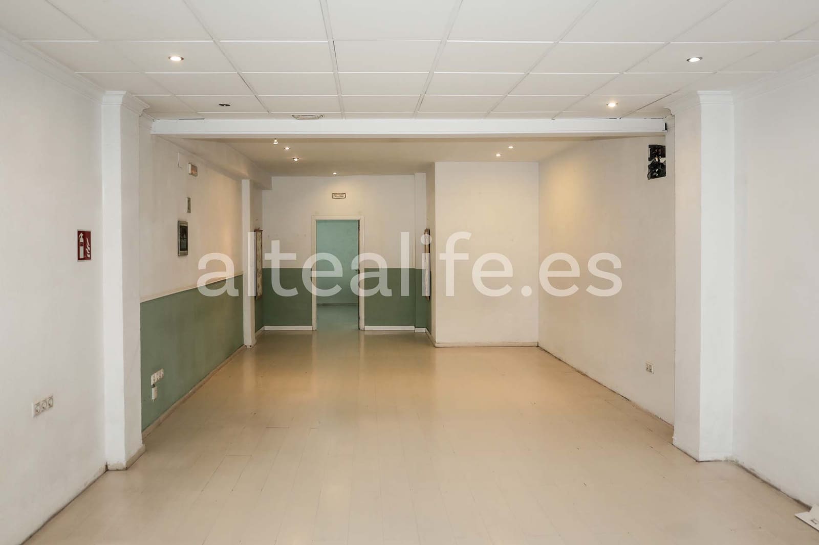 Komercyjne do wynajęcia w Altea - 1 600 € (Ref: 9372211)