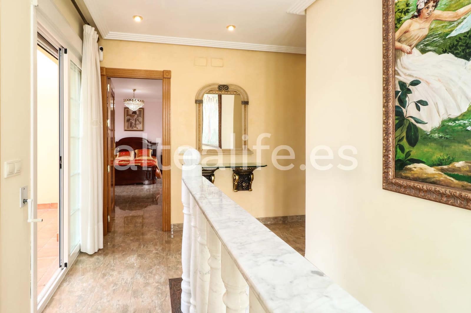 4 makuuhuone Paritalo myytävänä paikassa Alfaz del Pi / L'Alfas del Pi mukana uima-altaan 
autotalli - 550 000 € (Ref: 9396678)