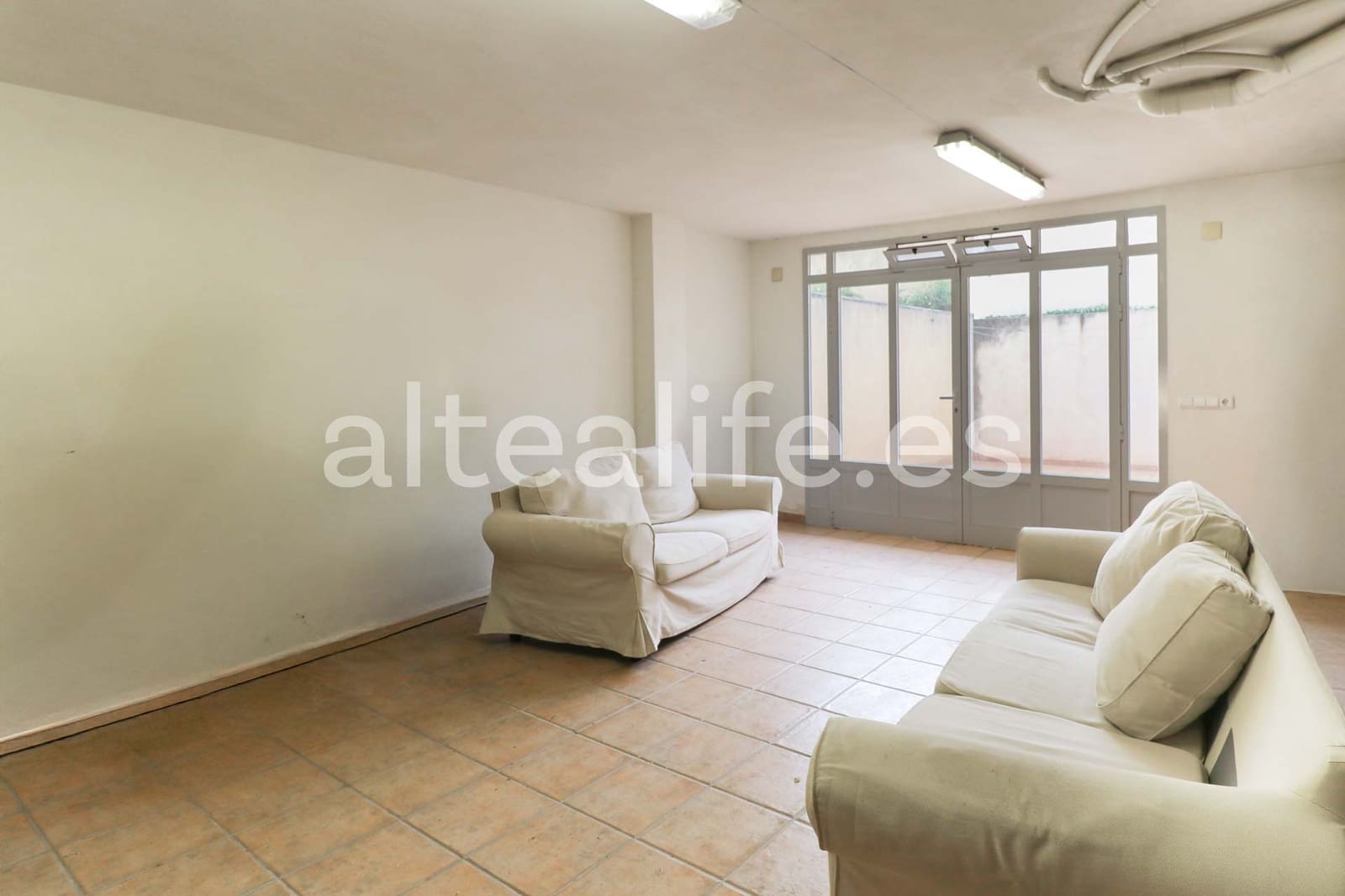 4 makuuhuone Paritalo myytävänä paikassa Alfaz del Pi / L'Alfas del Pi mukana uima-altaan 
autotalli - 550 000 € (Ref: 9396678)