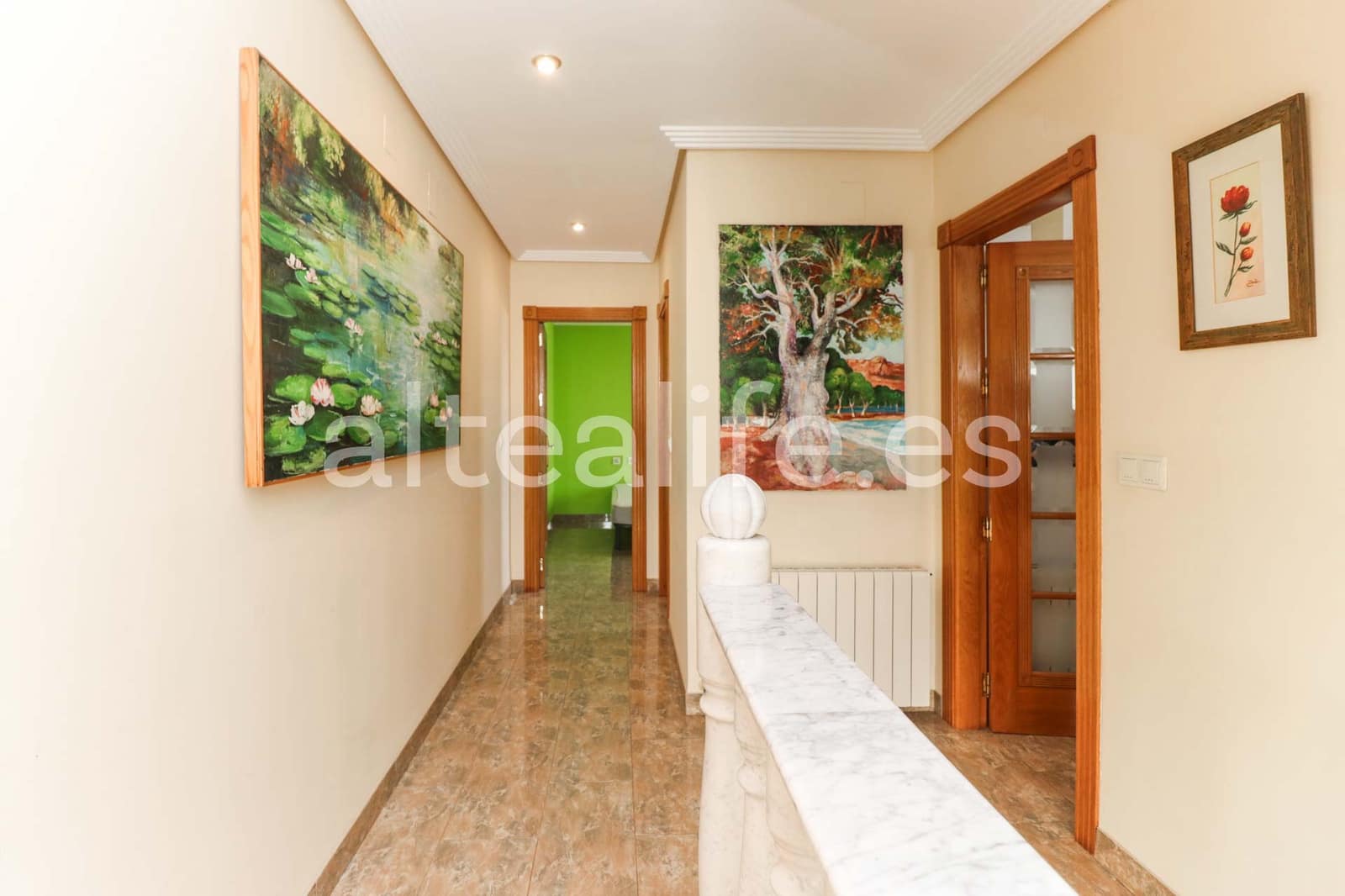 4 makuuhuone Paritalo myytävänä paikassa Alfaz del Pi / L'Alfas del Pi mukana uima-altaan 
autotalli - 550 000 € (Ref: 9396678)