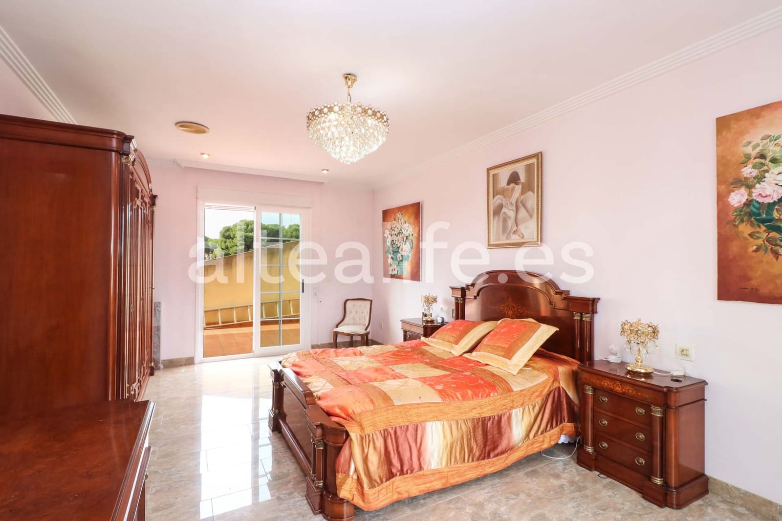 4 makuuhuone Paritalo myytävänä paikassa Alfaz del Pi / L'Alfas del Pi mukana uima-altaan 
autotalli - 550 000 € (Ref: 9396678)