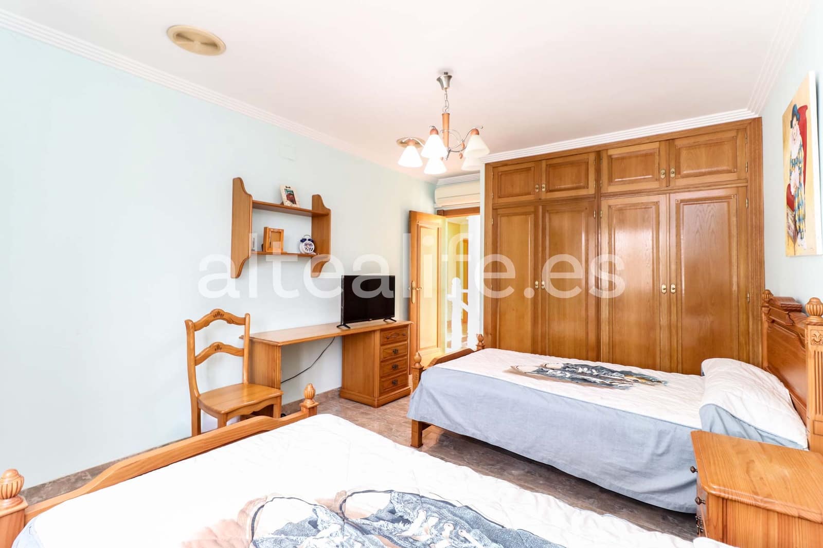 4 makuuhuone Paritalo myytävänä paikassa Alfaz del Pi / L'Alfas del Pi mukana uima-altaan 
autotalli - 550 000 € (Ref: 9396678)