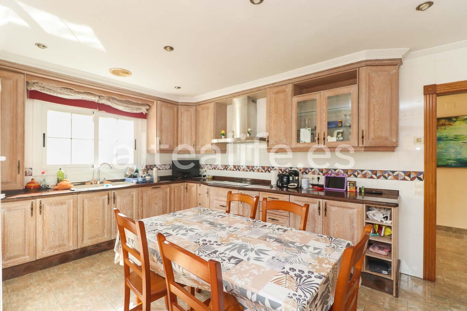 4 makuuhuone Paritalo myytävänä paikassa Alfaz del Pi / L'Alfas del Pi mukana uima-altaan 
autotalli - 550 000 € (Ref: 9396678)