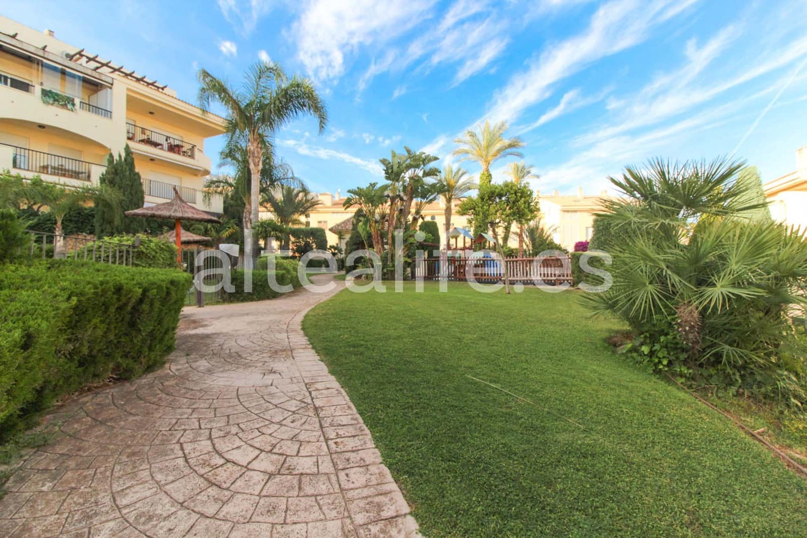 2 sypialnia Apartament na sprzedaż w Altea z basenem garażem - 395 000 € (Ref: 9446706)