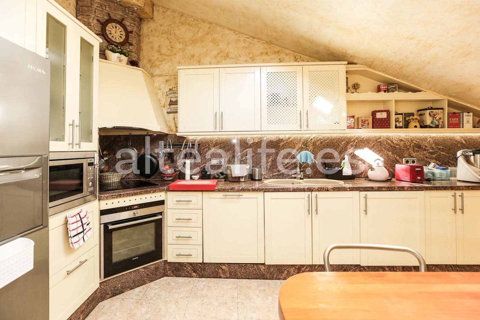 3 bedroom Penthouse for sale in Altea with garage - € 495,000 (Ref: 9481536)