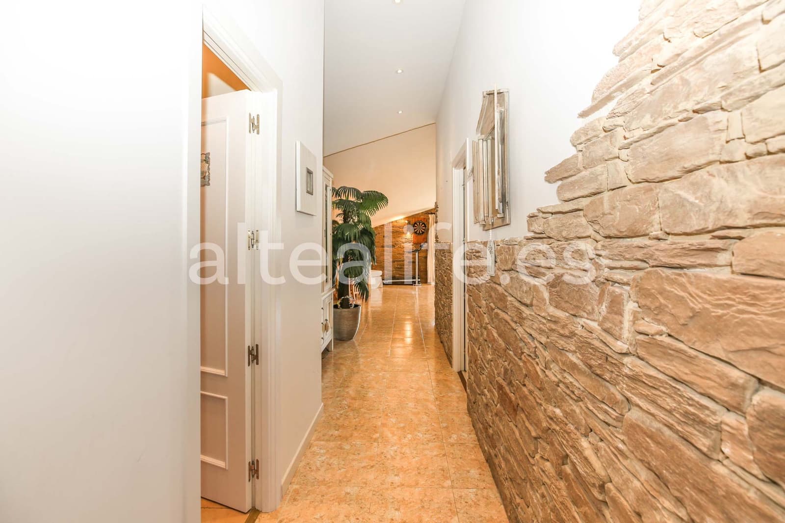 3 bedroom Penthouse for sale in Altea with garage - € 495,000 (Ref: 9481536)