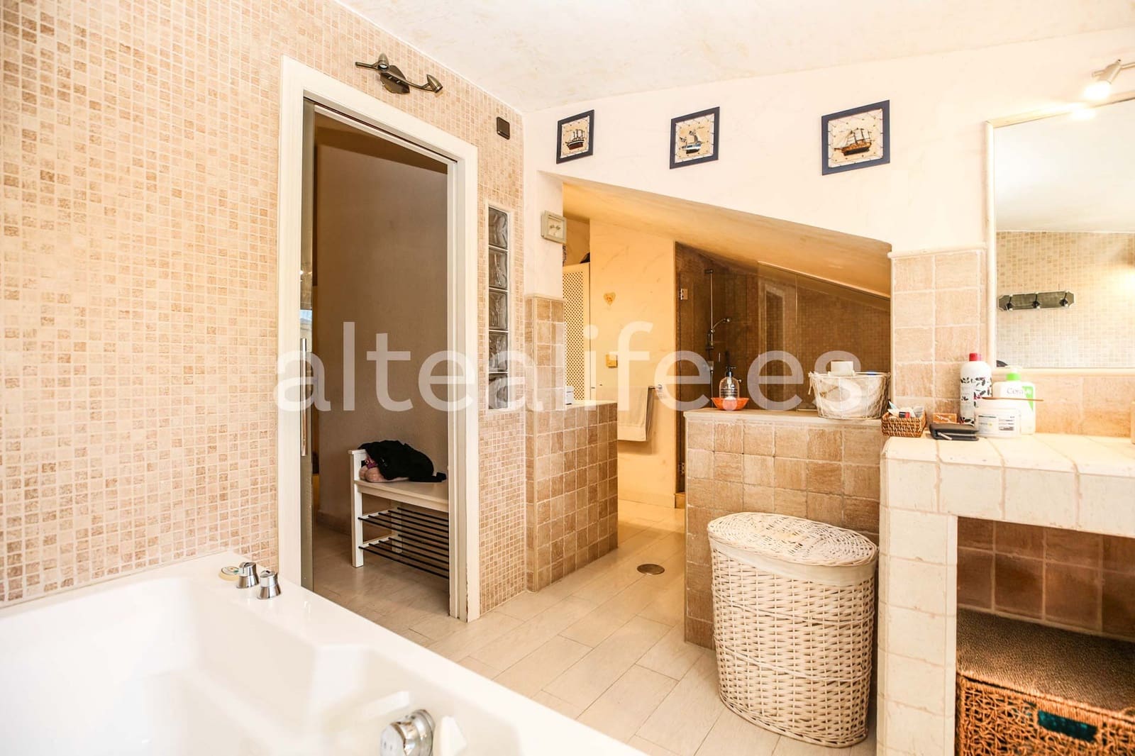 3 bedroom Penthouse for sale in Altea with garage - € 495,000 (Ref: 9481536)