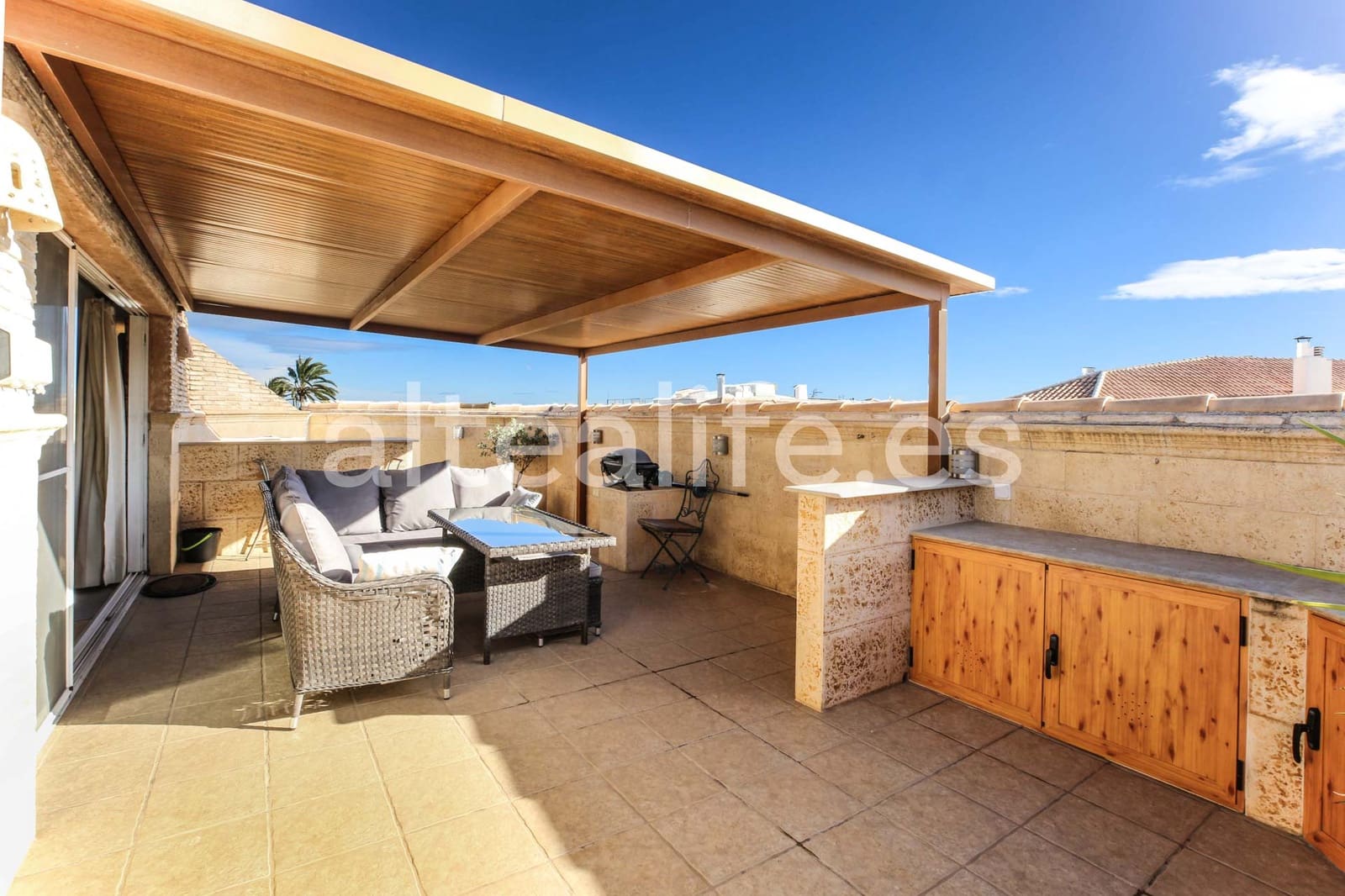 3 bedroom Penthouse for sale in Altea with garage - € 495,000 (Ref: 9481536)