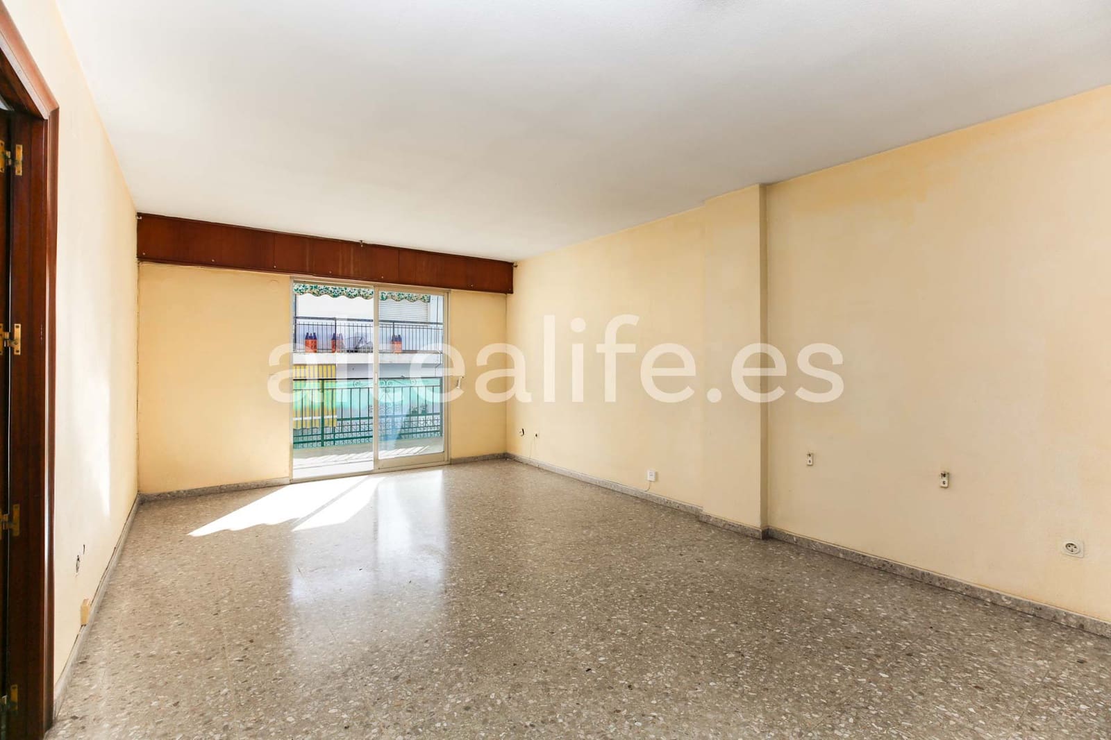 4 bedroom Apartment for sale in Altea - € 250,000 (Ref: 9500280)