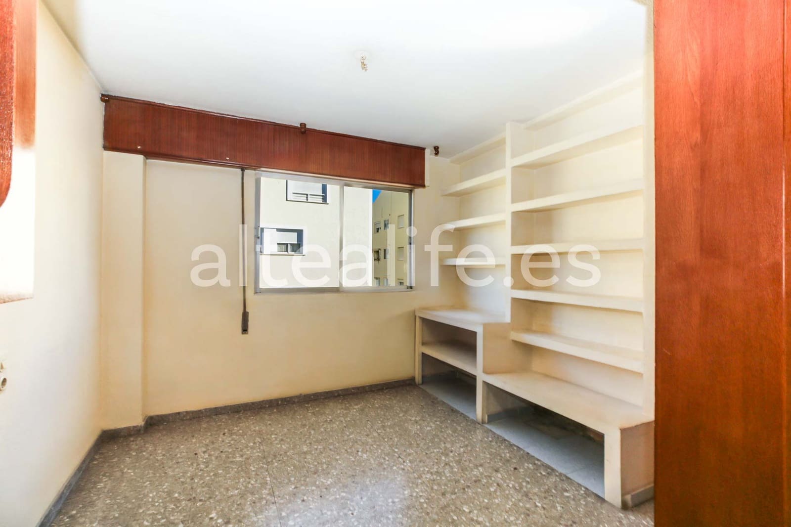 4 bedroom Apartment for sale in Altea - € 250,000 (Ref: 9500280)