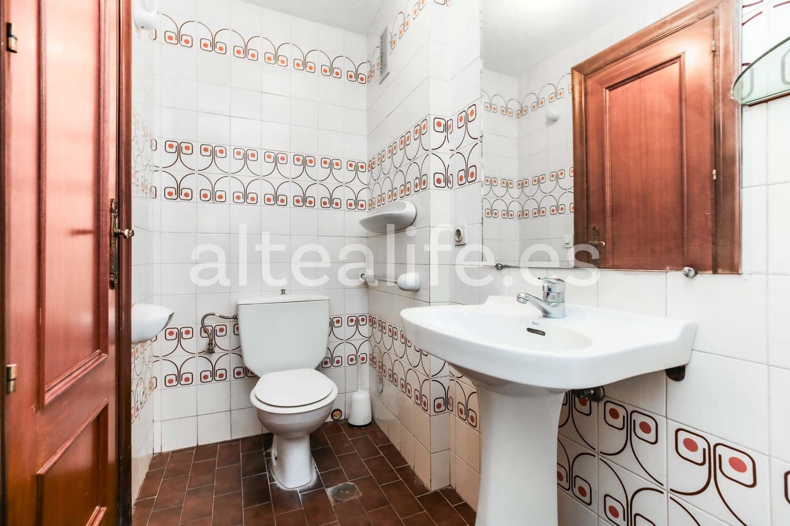 4 bedroom Apartment for sale in Altea - € 250,000 (Ref: 9500280)