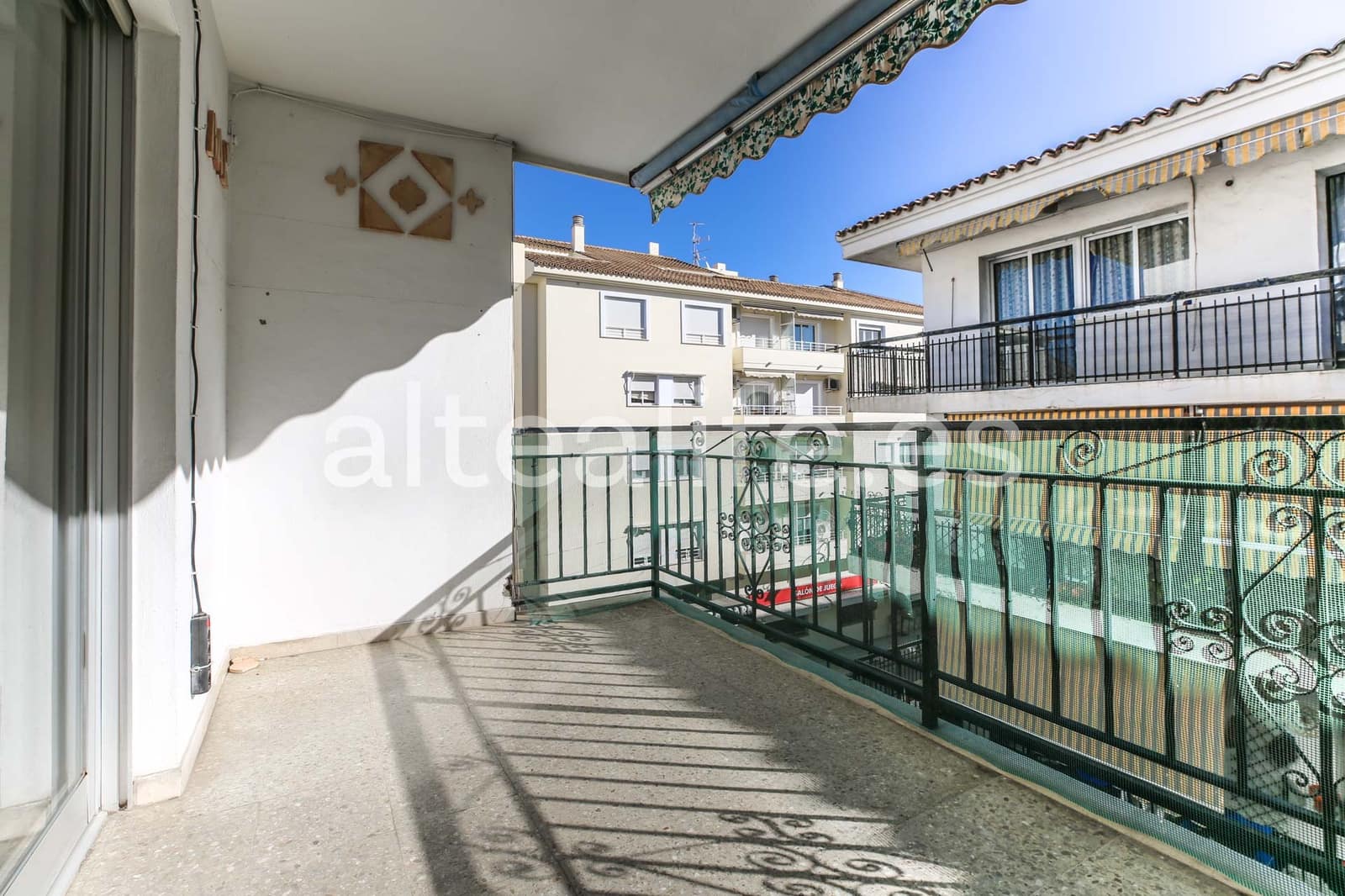 4 bedroom Apartment for sale in Altea - € 250,000 (Ref: 9500280)