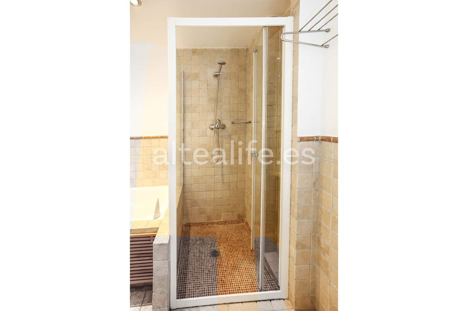 3 quarto Apartamento para venda em Altea com piscina garagem - 690 000 € (Ref: 9521776)