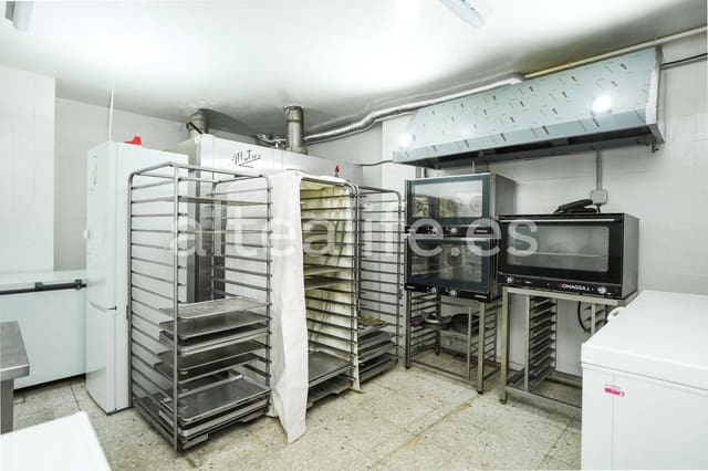 4 quarto Comercial para arrendar em Altea - 1 200 € (Ref: 9525737)