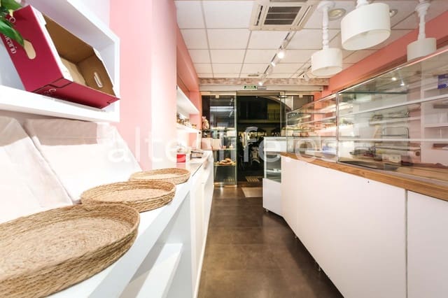 5 makuuhuone Kaupallinen vuokrattavana paikassa Altea - 1 900 € (Ref: 9552478)