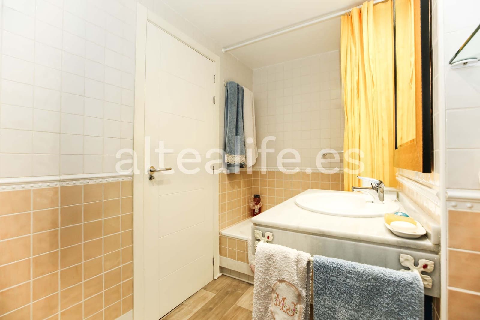 1 quarto Apartamento para venda em Altea com piscina garagem - 269 000 € (Ref: 9579985)